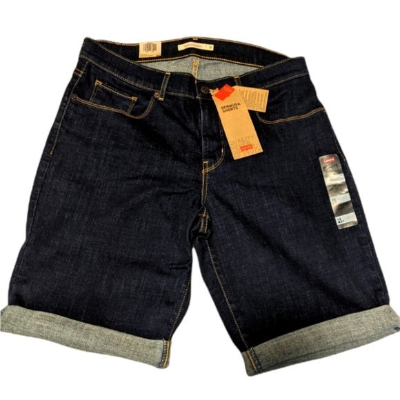 Levi's Pants - Women's Levi mid rise dark wash denim NWT